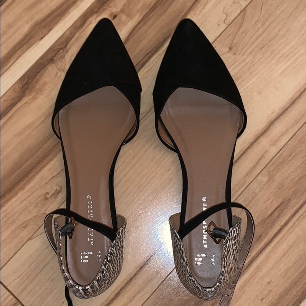 Black and white flats